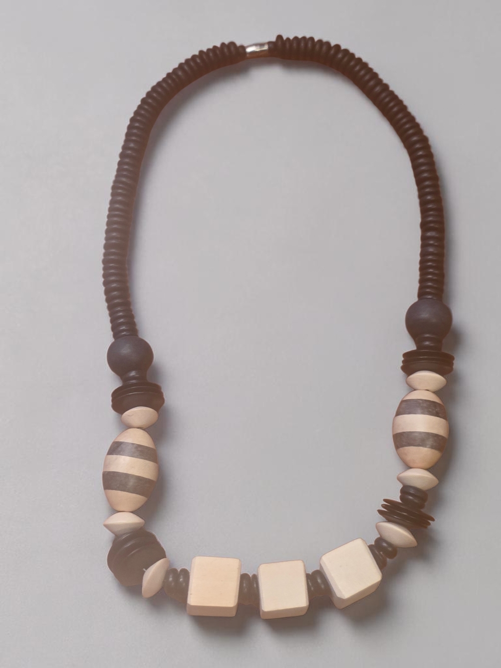 Geometric Natural Wood and Black Disc Beaded Necklace